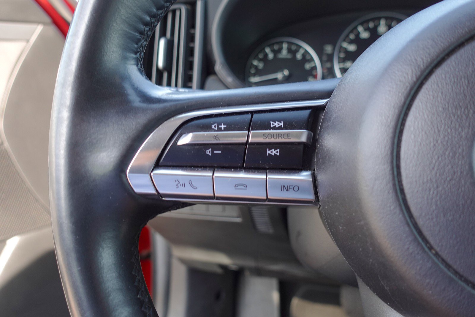 Used 2024 MAZDA CX-50 AWD 2.5 S w/ Preferred Package image 14