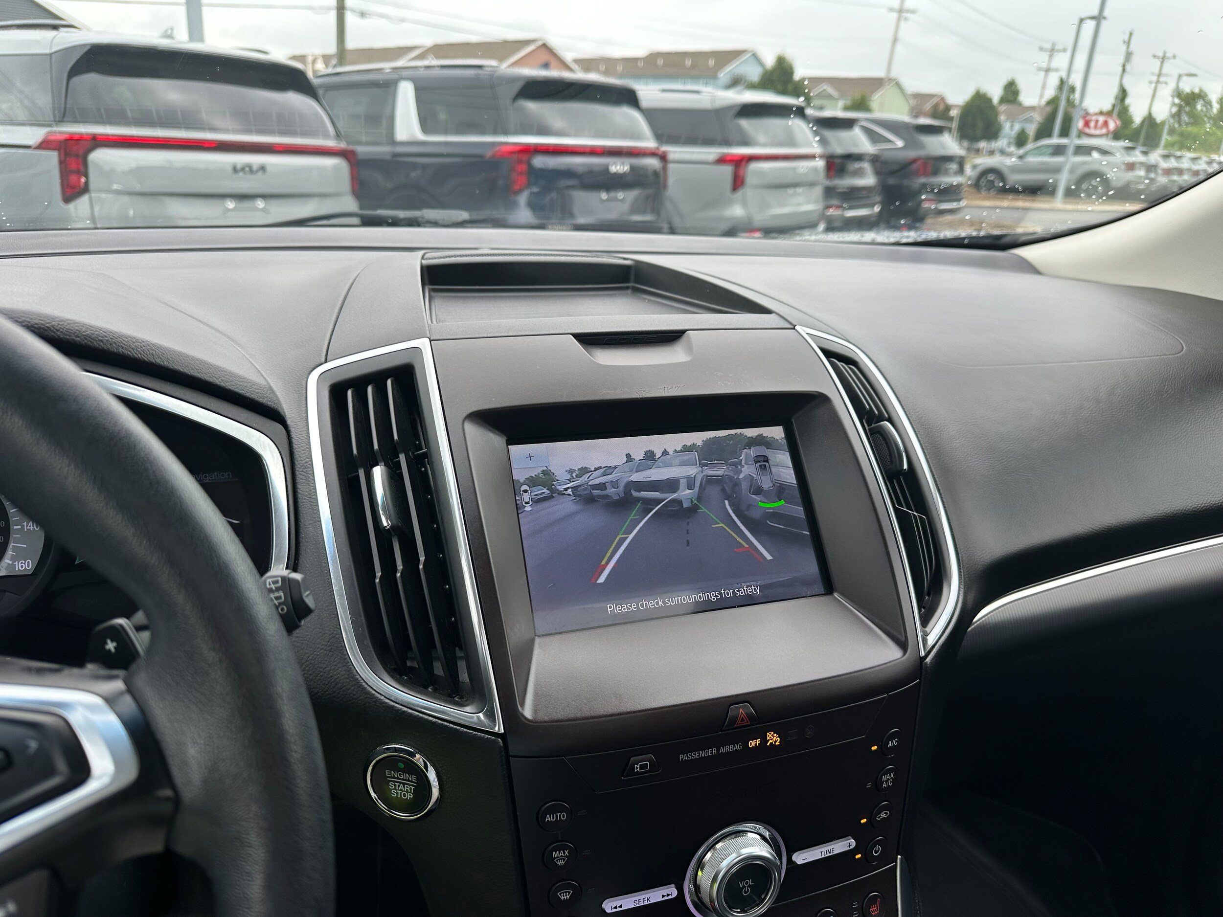 Used 2020 Ford Edge Titanium w/ Equipment Group 301A AWD/4WD image 39
