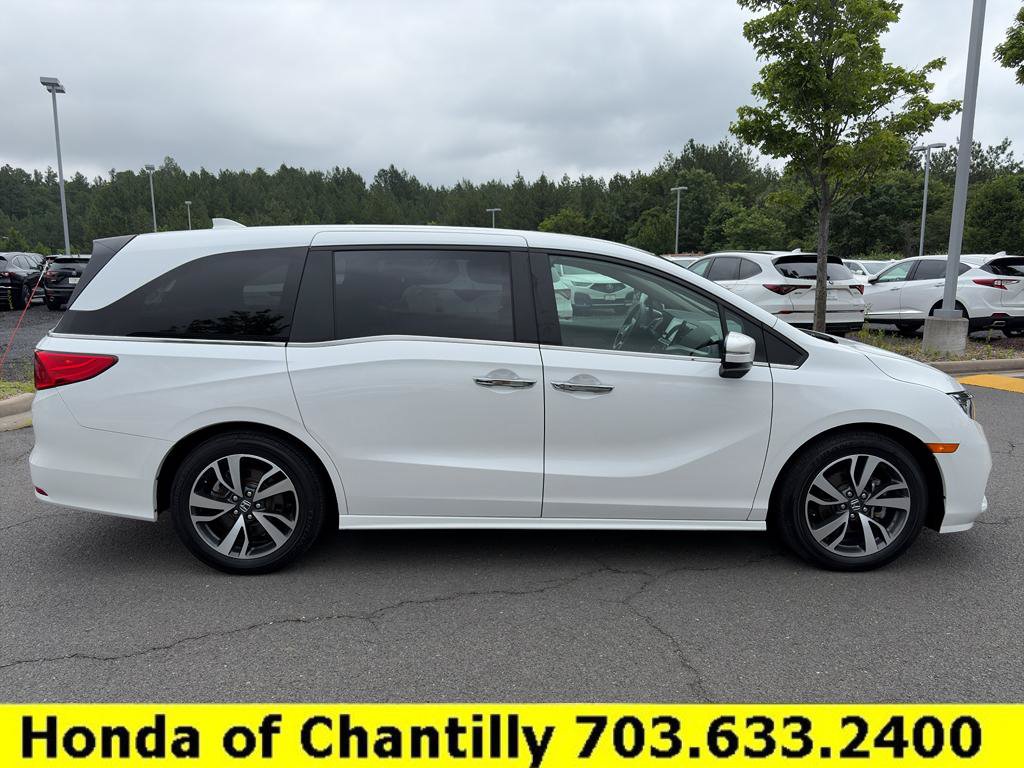 Certified 2024 Honda Odyssey Touring image 8