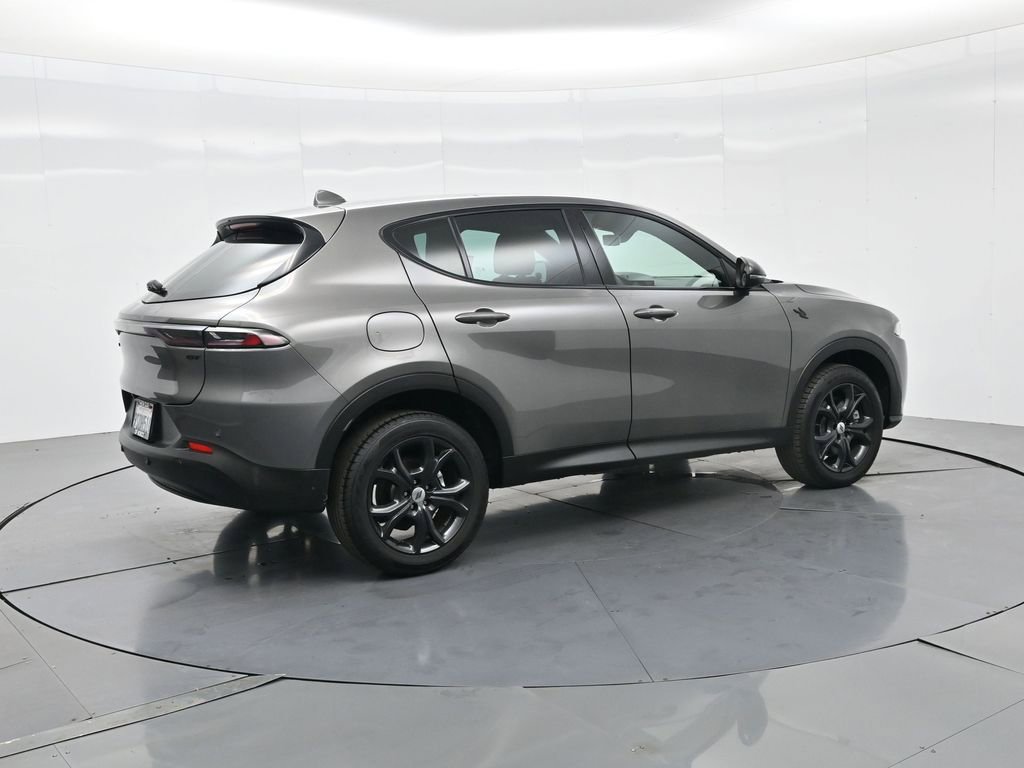 Used 2023 Dodge Hornet GT Plus w/ GT Blacktop Package image 7