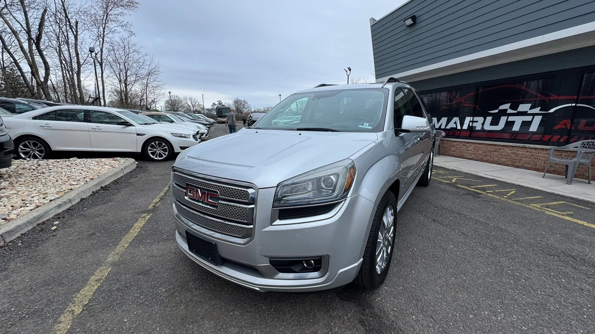 Used 2015 GMC Acadia Denali image 1
