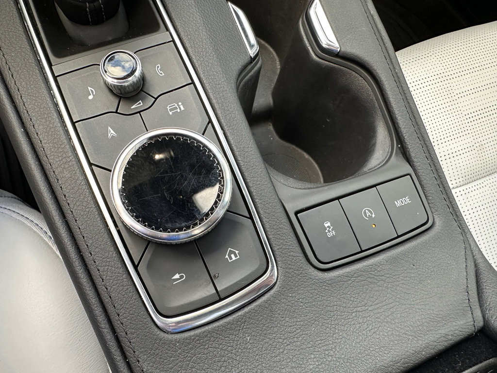 Used 2024 Cadillac XT4 Sport image 25