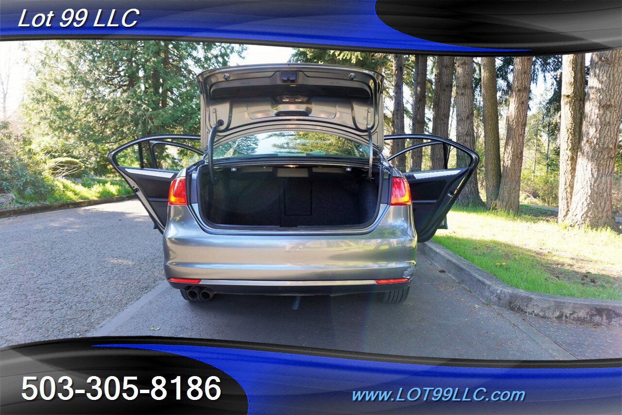 Used 2012 Volkswagen Jetta TDI FWD image 31