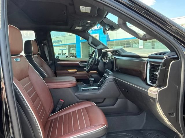 Used 2025 GMC Sierra 1500 Denali Ultimate AWD/4WD image 13