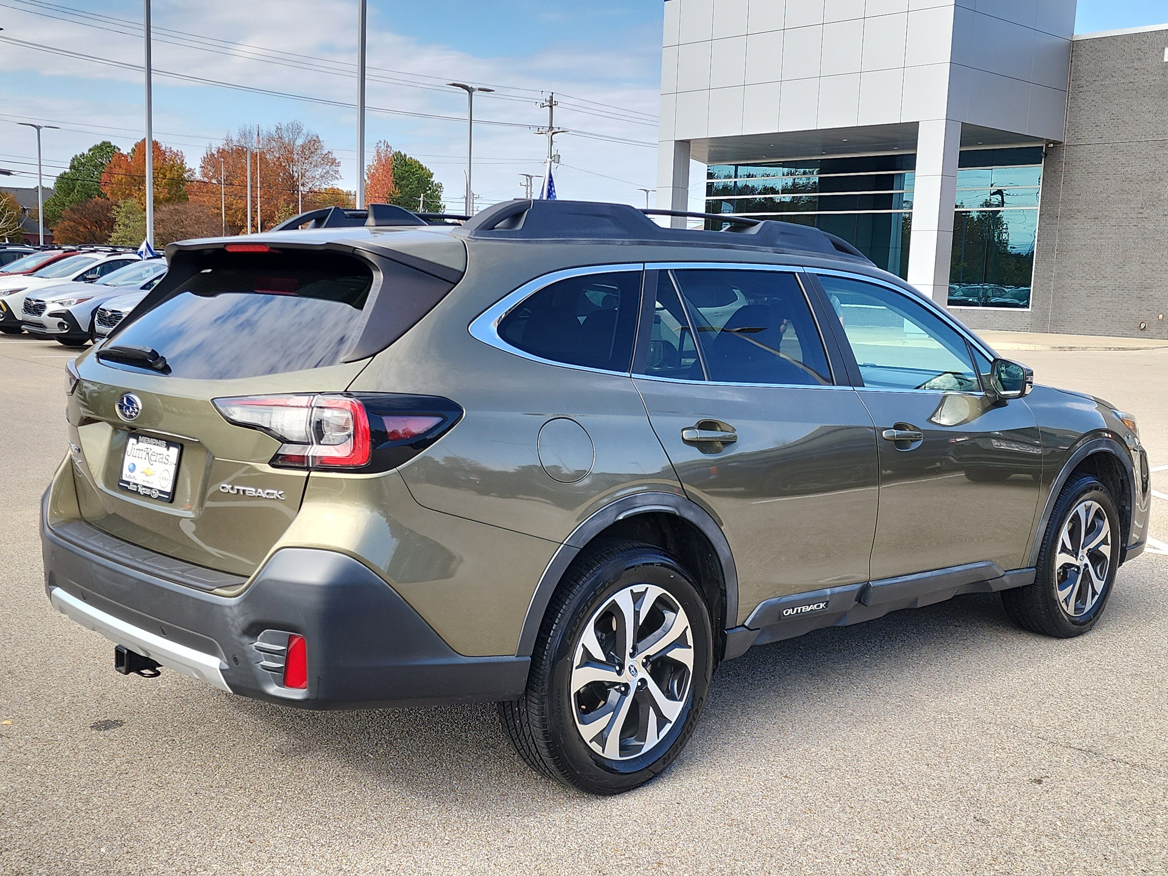 Used 2020 Subaru Outback Limited image 3