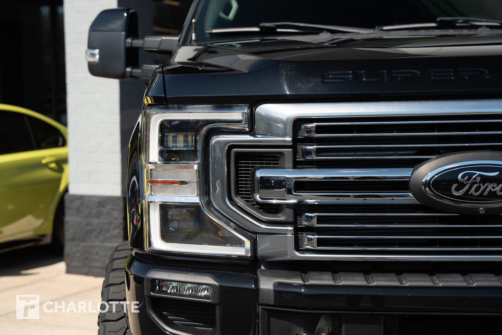 Used 2021 Ford F250 Limited image 3