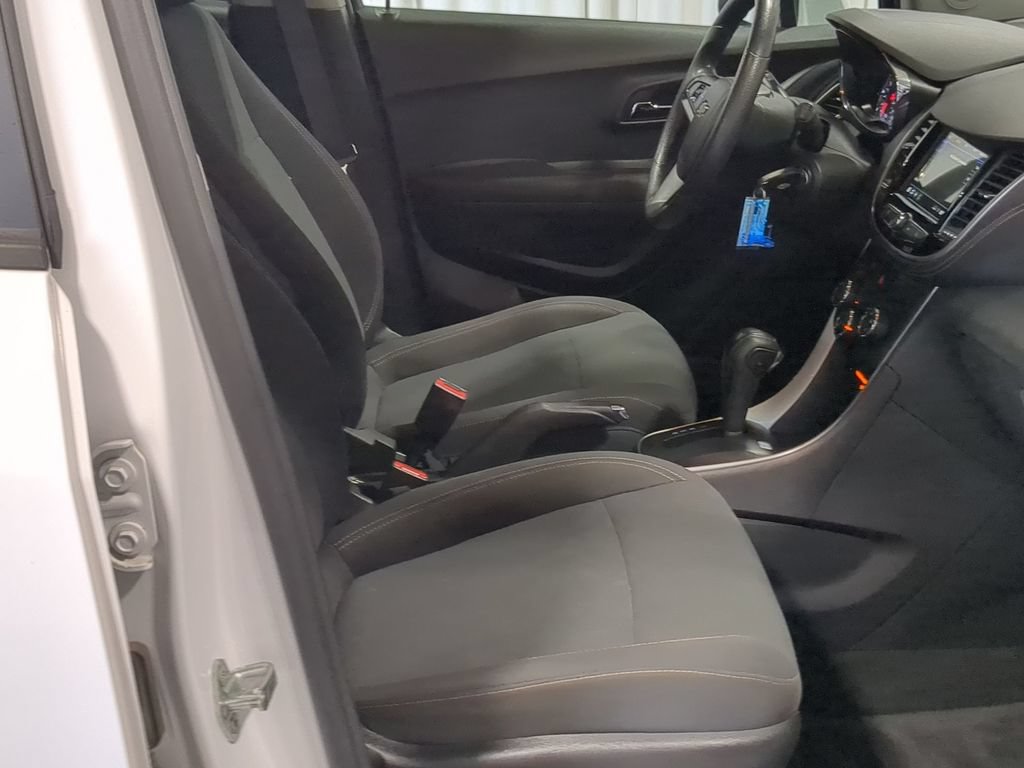 Used 2019 Chevrolet Trax LS w/ Tint and Cruise Package FWD image 26