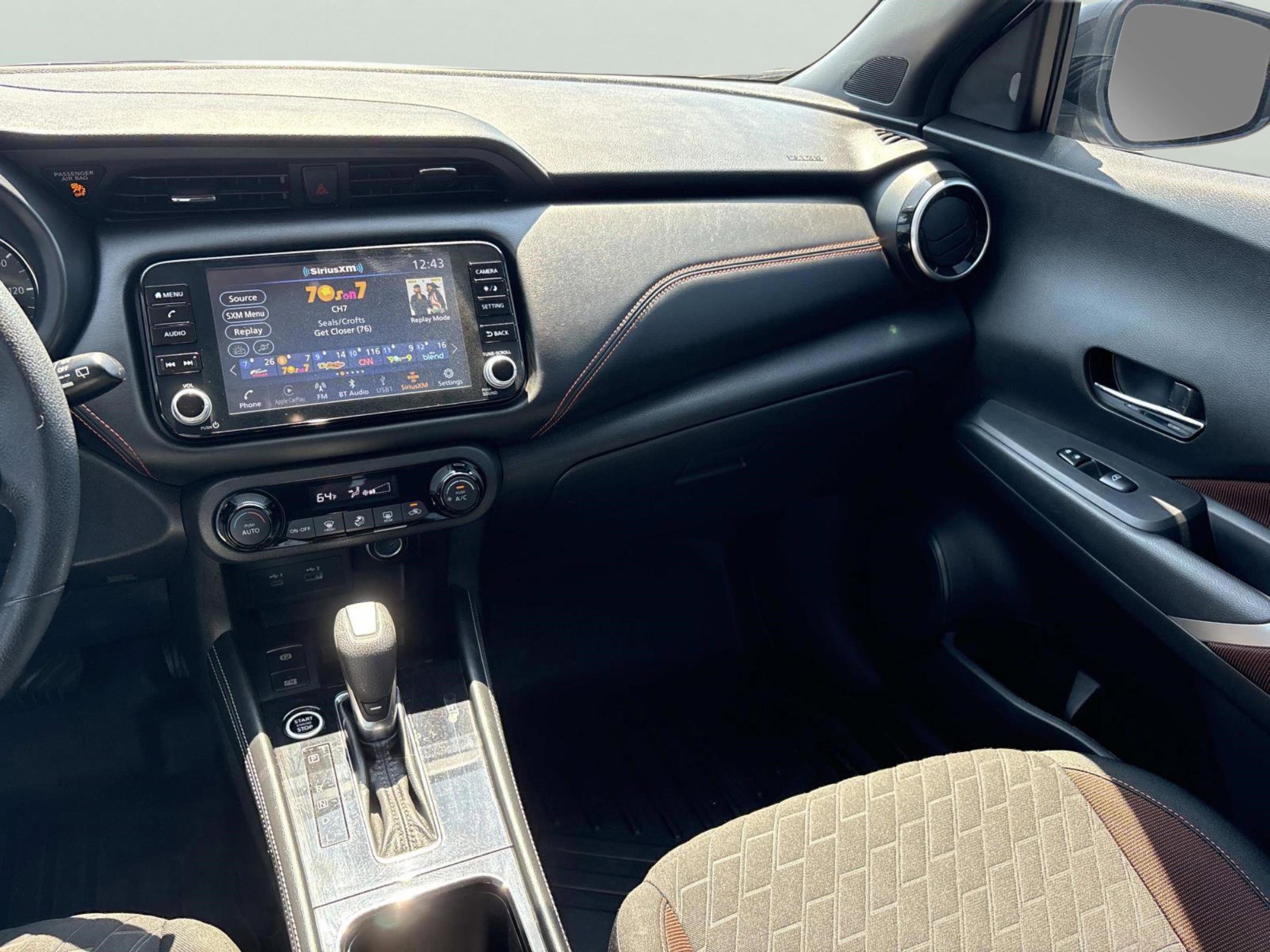 Used 2021 Nissan Kicks SR image 13