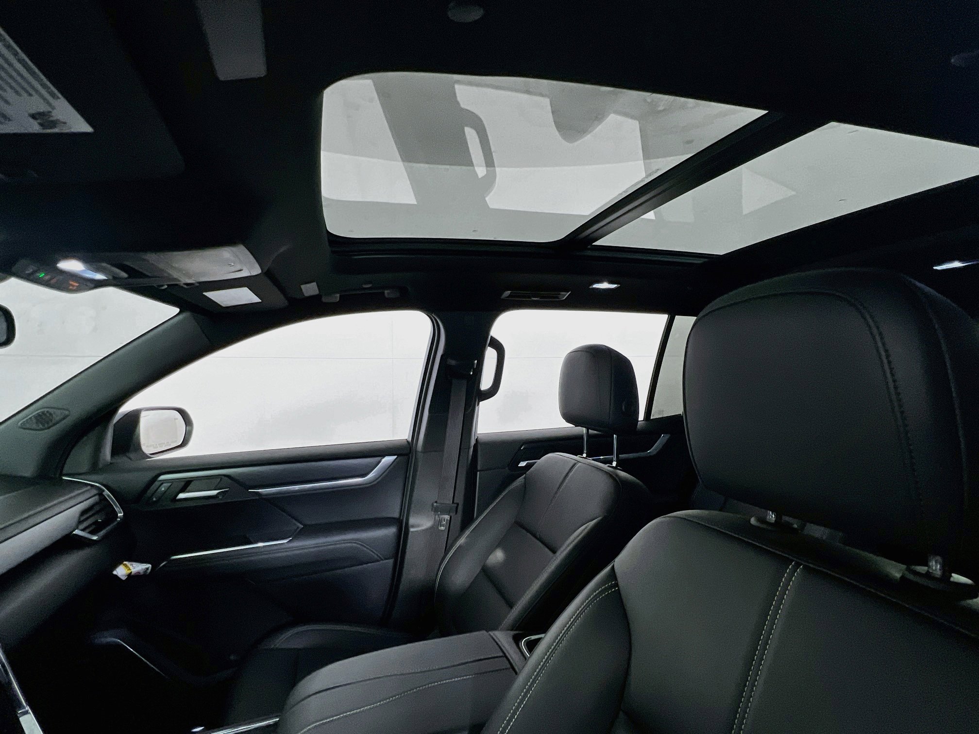 Used 2024 GMC Acadia Elevation w/ Black Edition AWD/4WD image 22