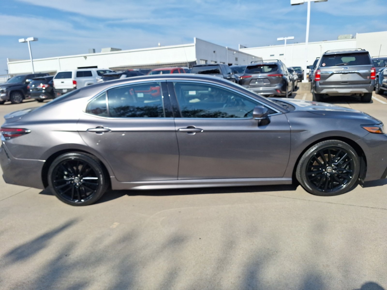 Used 2024 Toyota Camry XSE w/ Cold Weather Package FWD image 7