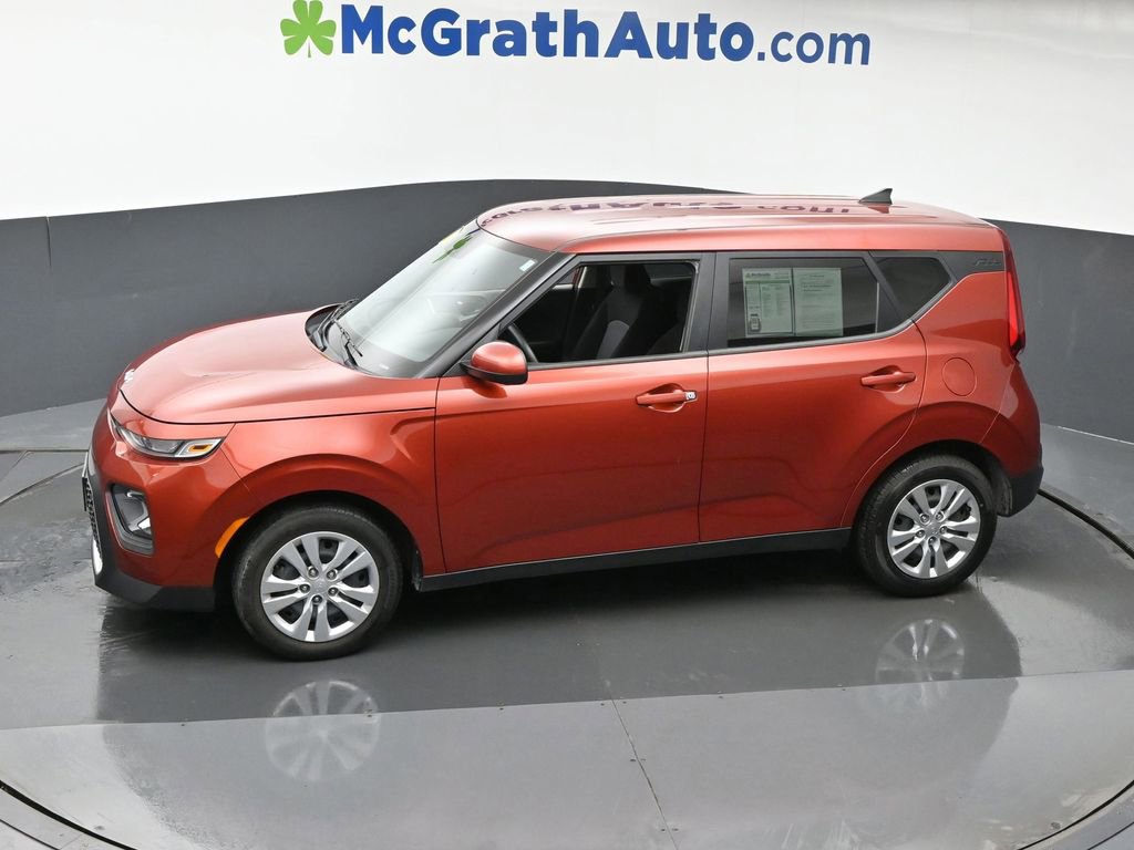 Used 2022 Kia Soul LX image 21