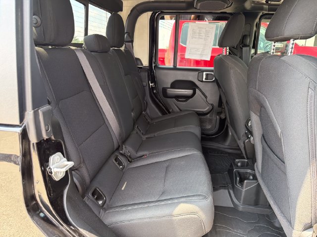 Used 2021 Jeep Gladiator Sport AWD/4WD image 34