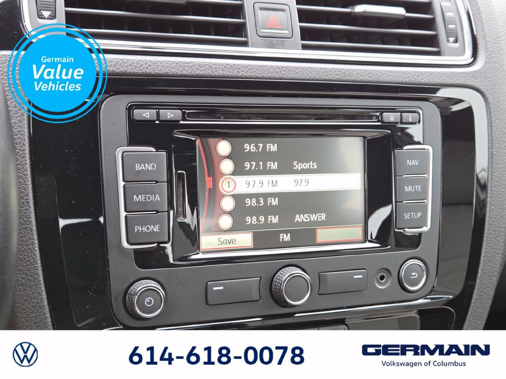 Used 2015 Volkswagen Jetta Sport FWD image 22