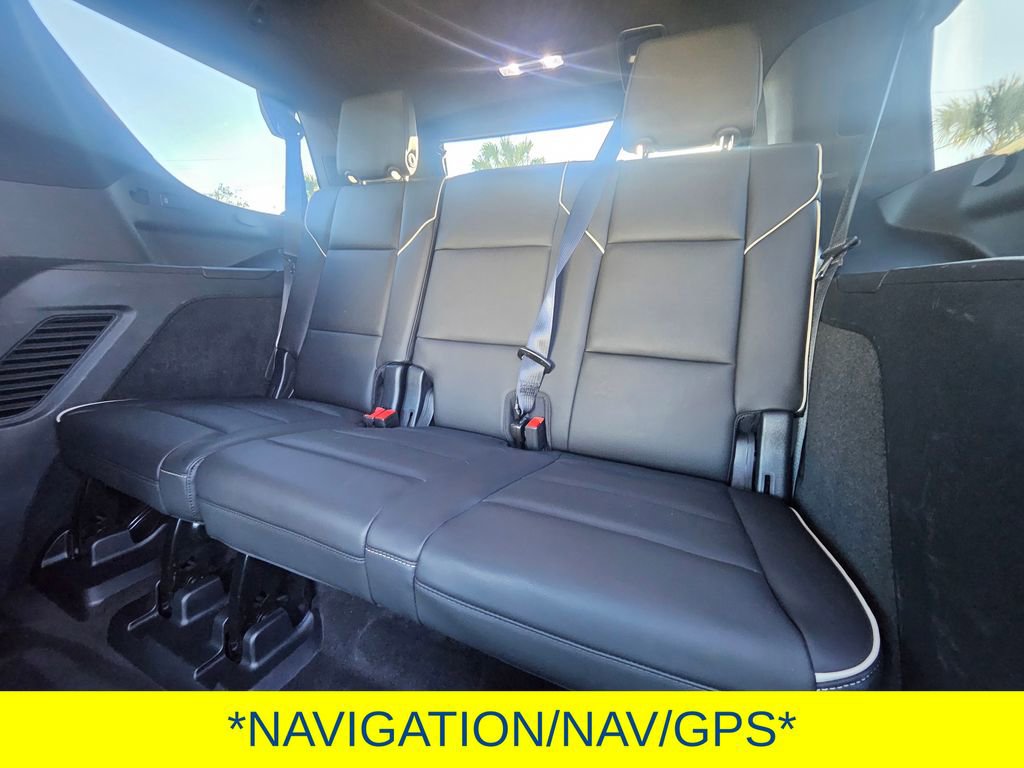Used 2022 Cadillac Escalade Premium Luxury image 7