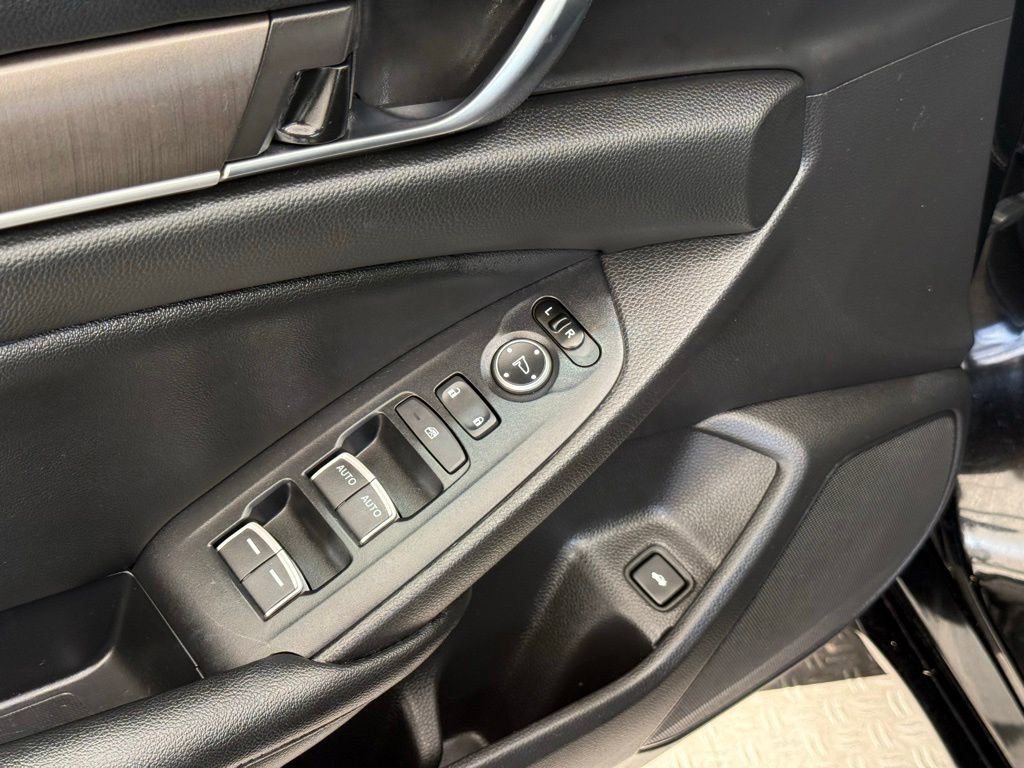 Used 2019 Honda Accord LX image 16