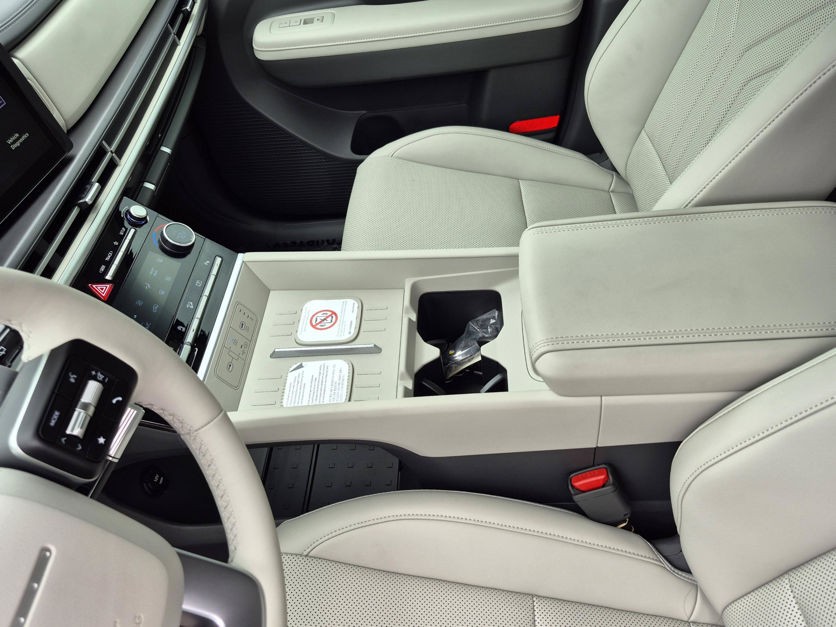 New 2026 Hyundai Santa Fe SEL FWD image 31