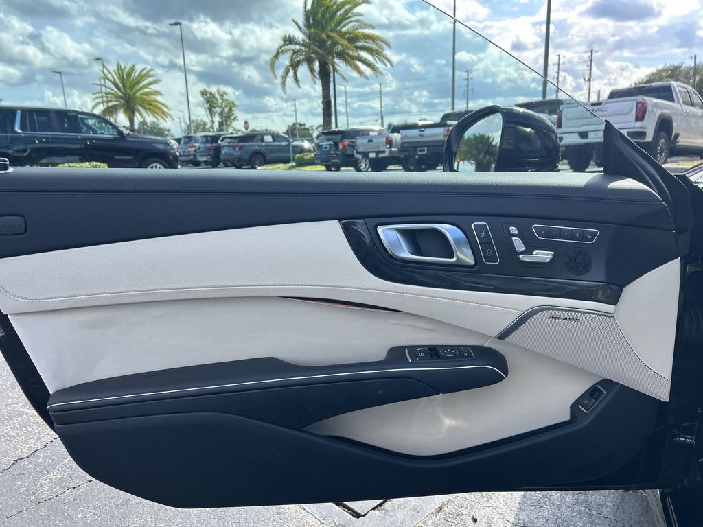 Used 2015 Mercedes-Benz SL 63 AMG image 35