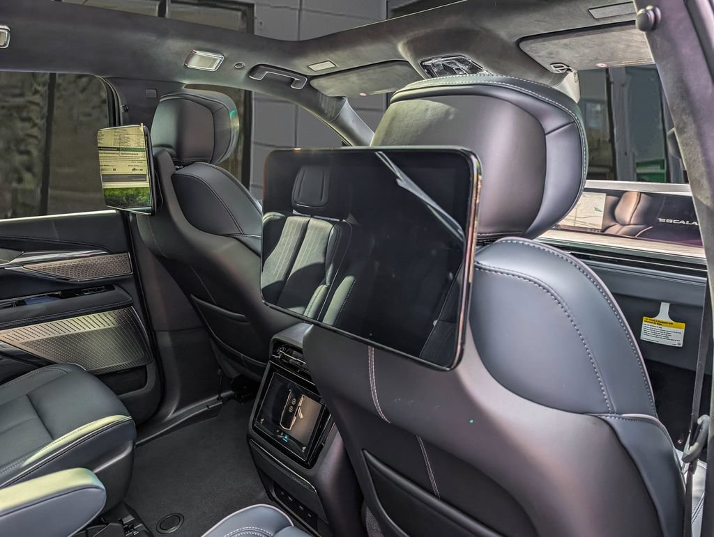 New 2026 Cadillac Escalade IQ Luxury 2 AWD/4WD image 23
