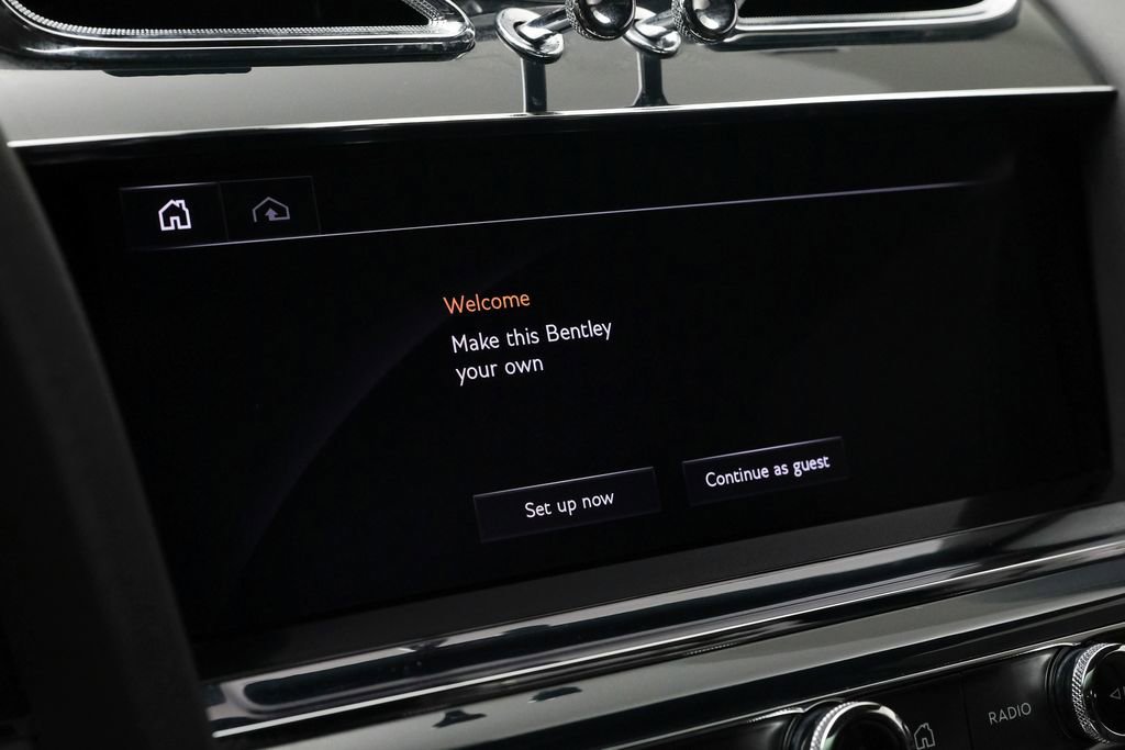 Used 2023 Bentley Bentayga Extended Wheelbase AWD/4WD image 31
