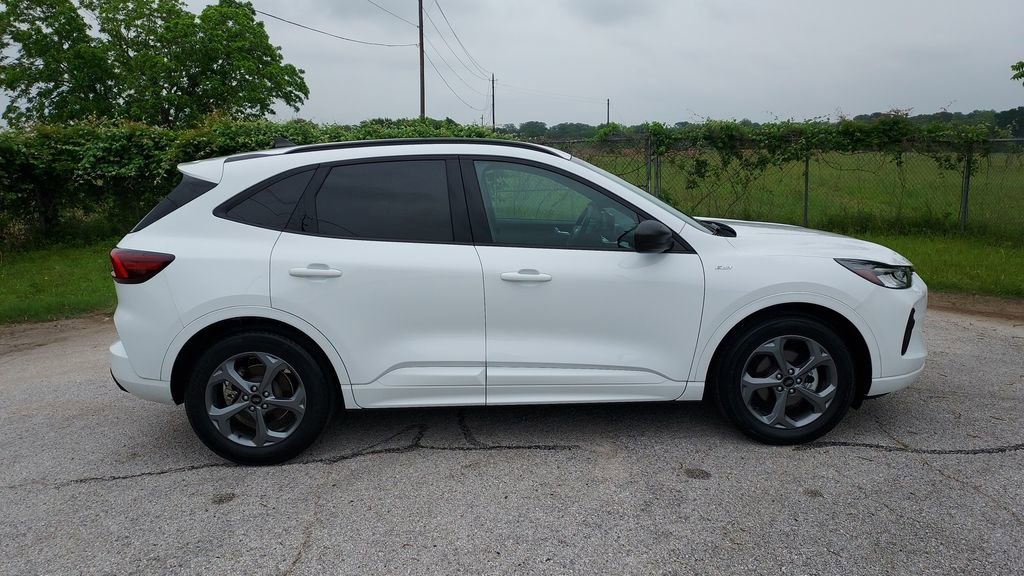 Certified 2023 Ford Escape ST-Line w/ Tech Pack #1 FWD image 2