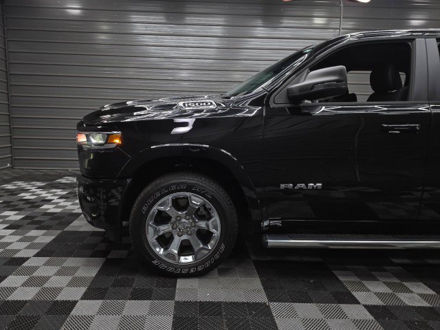 Used 2025 RAM 1500 Big Horn AWD/4WD image 40