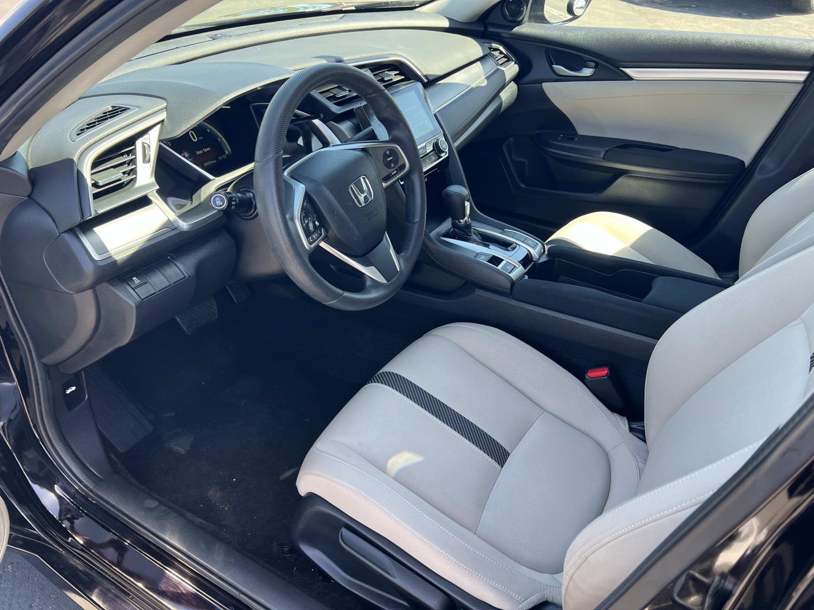 Used 2017 Honda Civic EX image 5