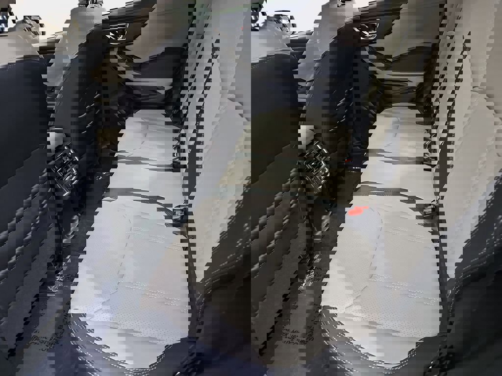 Used 2024 Subaru Forester Limited image 17