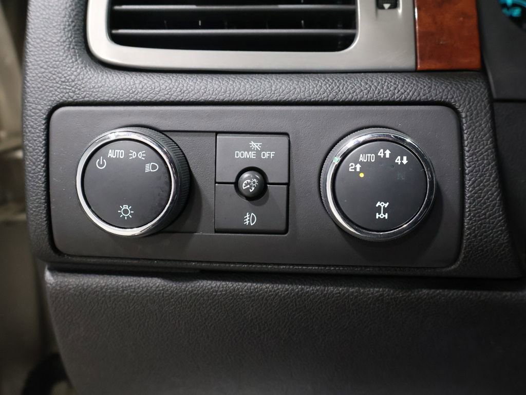 Used 2013 Chevrolet Tahoe LT w/ Luxury Package image 36