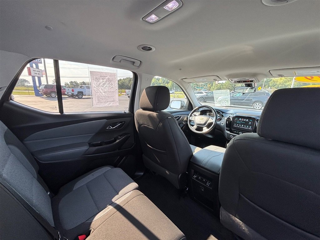 Used 2019 Chevrolet Traverse LT image 19