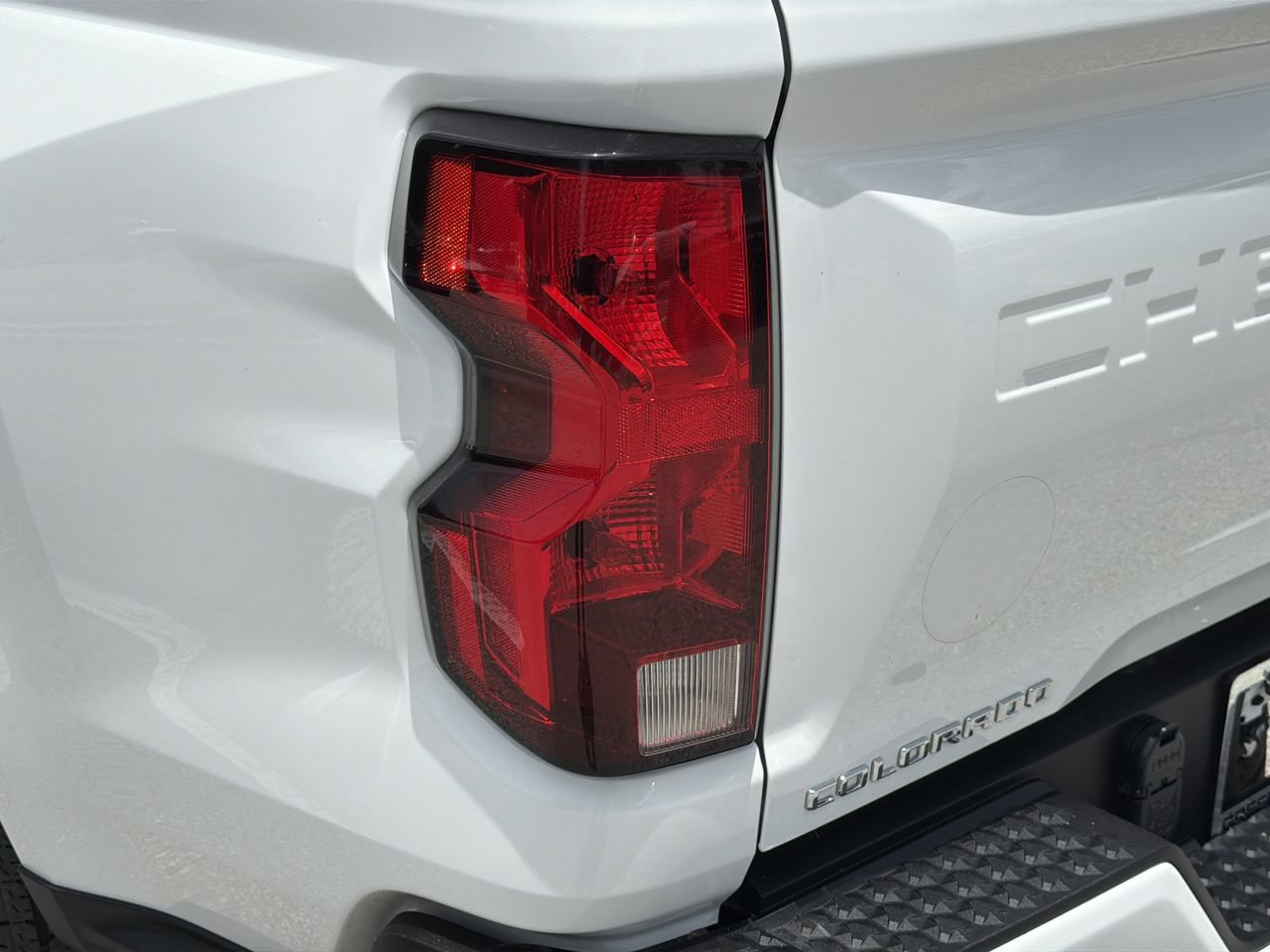 Used 2024 Chevrolet Colorado LT w/ LT Convenience Package RWD image 7