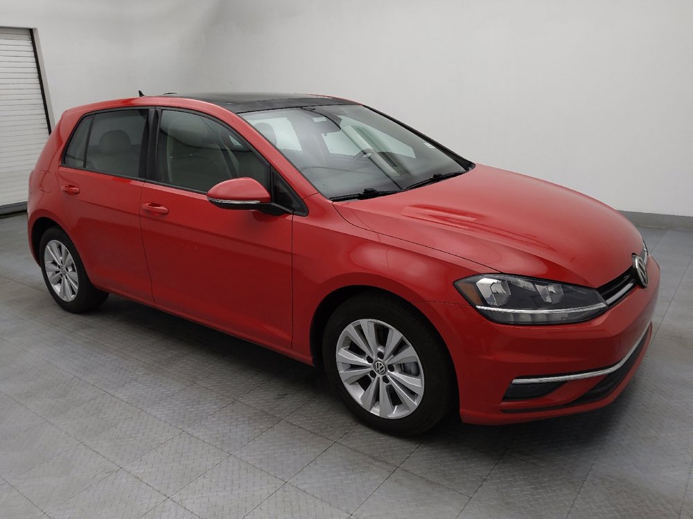 Used 2018 Volkswagen Golf SE image 11