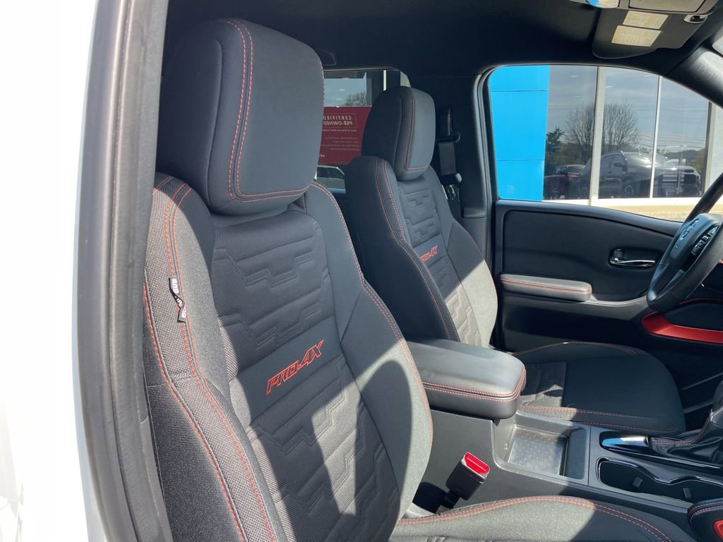 Used 2025 Nissan Frontier PRO-4X AWD/4WD image 25