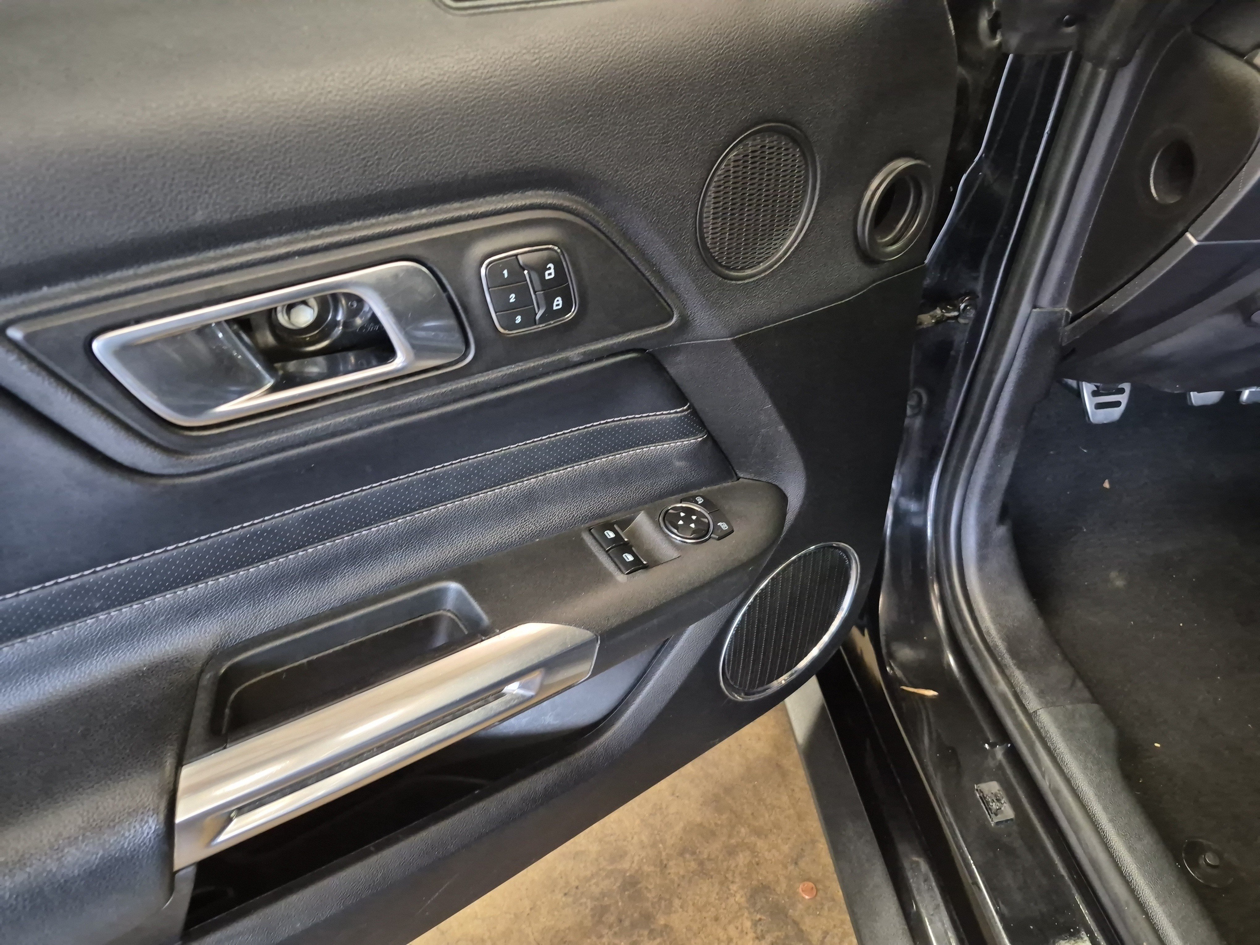 Used 2021 Ford Mustang GT Premium w/ Equipment Group 401A RWD image 11