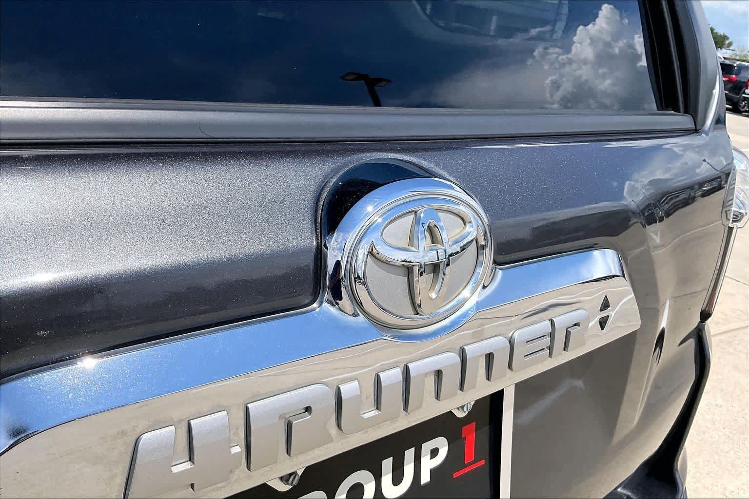 Used 2021 Toyota 4Runner Limited AWD/4WD image 59