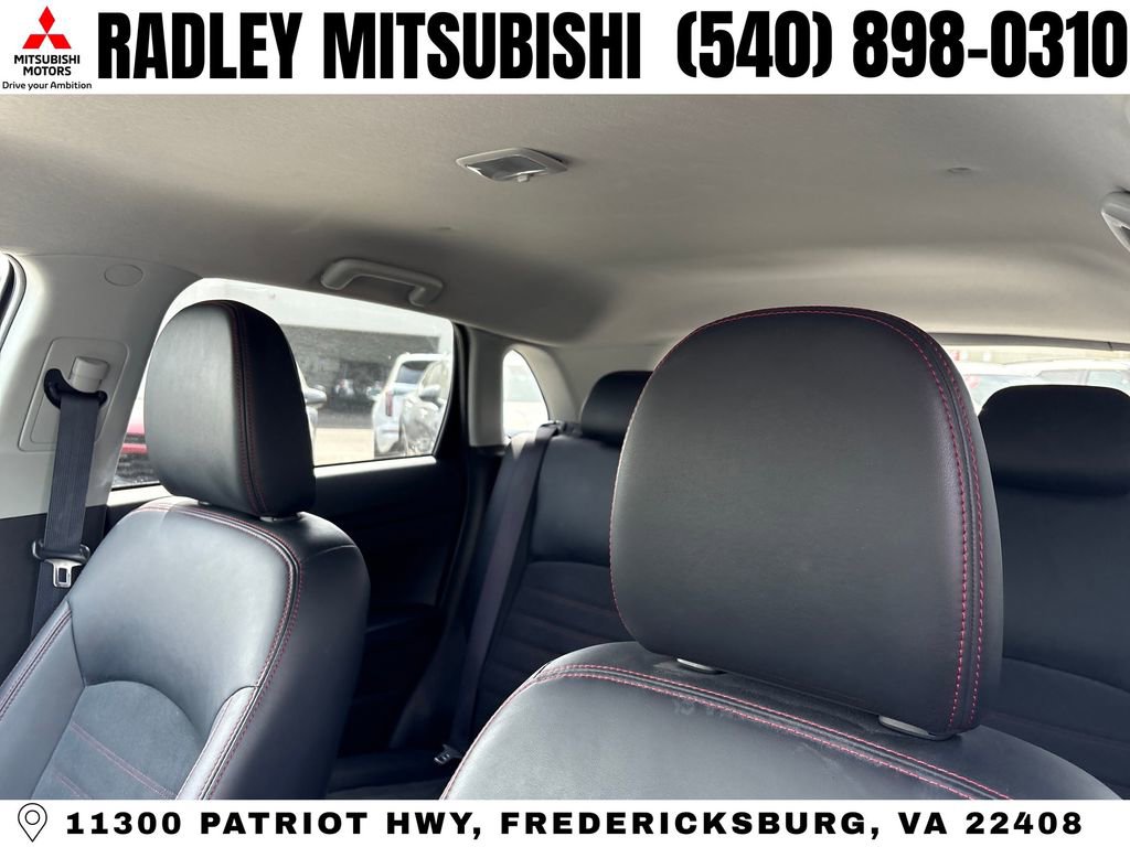 Used 2024 Mitsubishi Outlander Sport SE AWD/4WD image 2