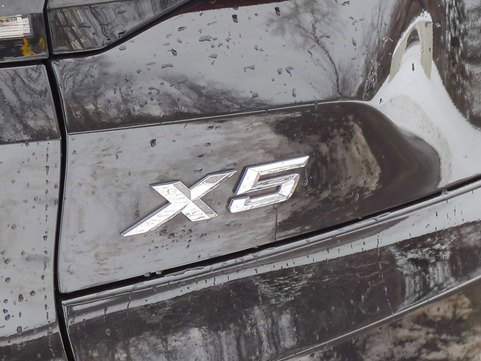 Certified 2024 BMW X5 xDrive50e w/ Premium Package image 12