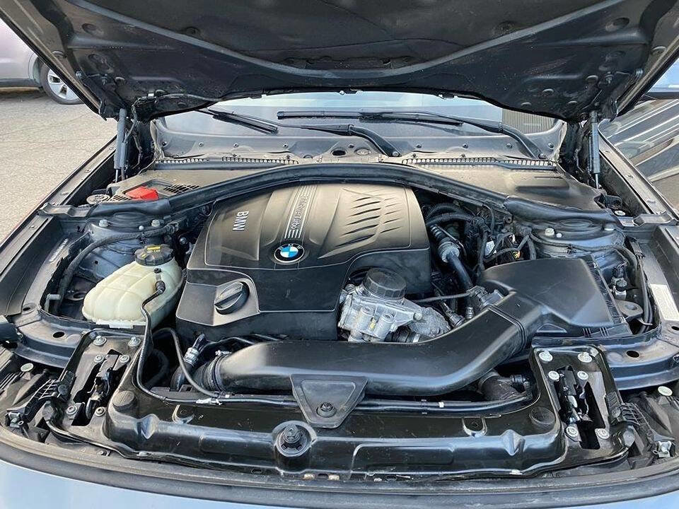 Used 2015 BMW 335i Gran Turismo xDrive image 27