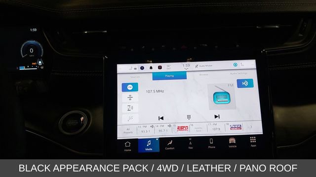 Used 2023 Jeep Grand Cherokee Limited w/ Black Appearance Package AWD/4WD image 22