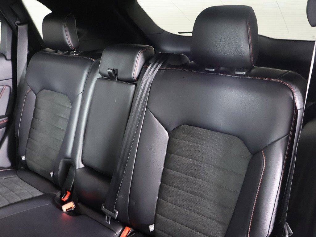 Used 2022 Ford Edge ST-Line w/ Class II Trailer Tow Package image 30