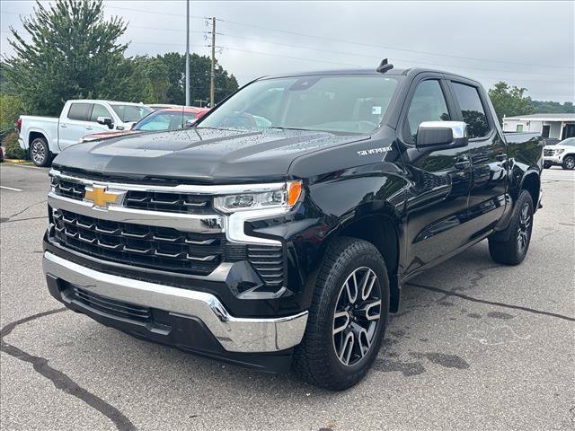 Certified 2025 Chevrolet Silverado 1500 LT RWD image 3