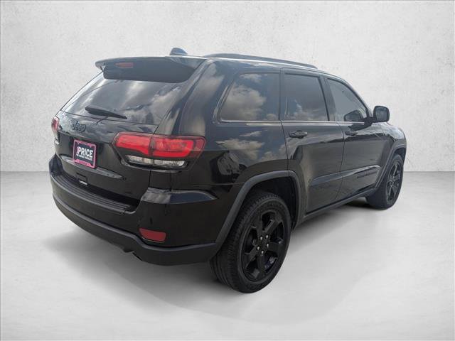 Used 2019 Jeep Grand Cherokee Laredo image 5