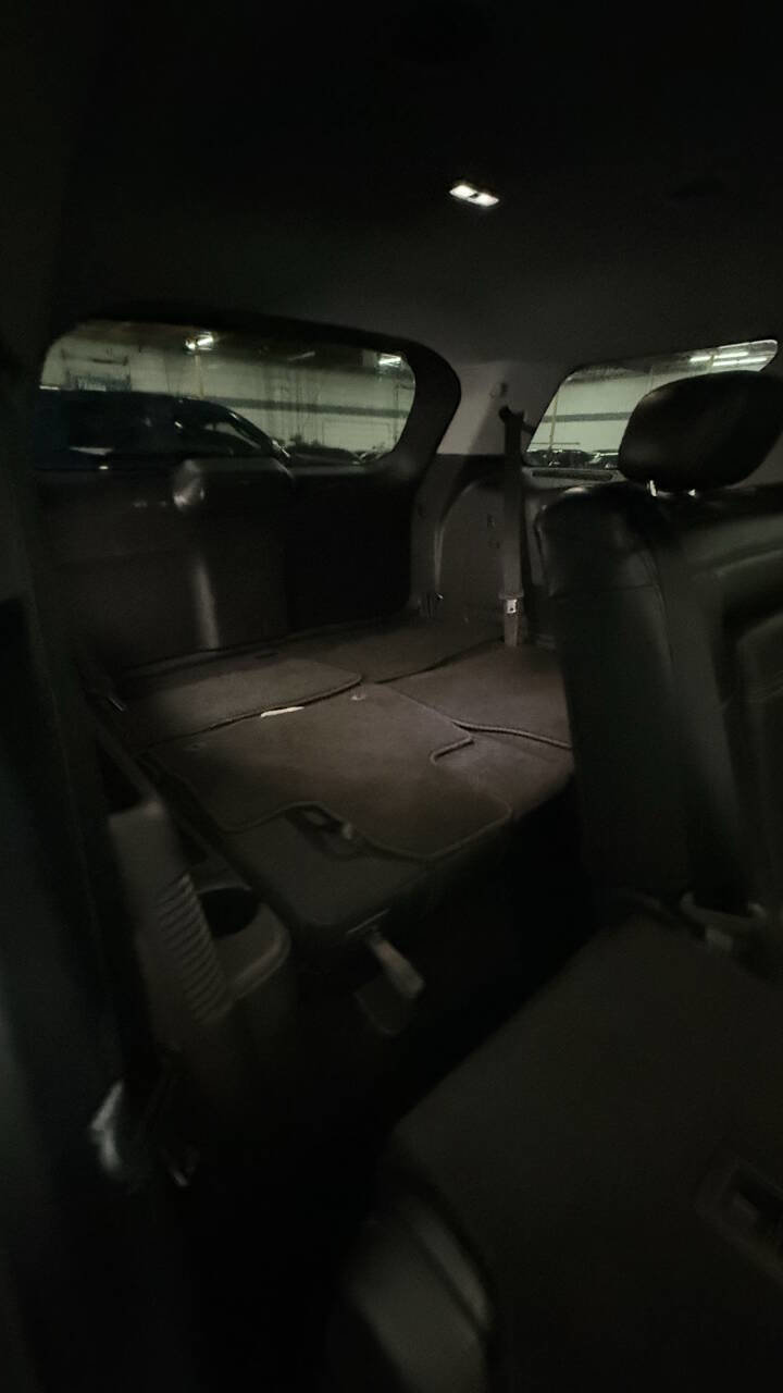 Used 2020 Ford Explorer XLT w/ Equipment Group 202A image 12