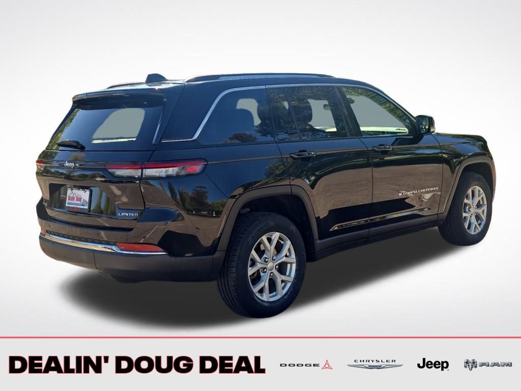 Used 2023 Jeep Grand Cherokee Limited image 6