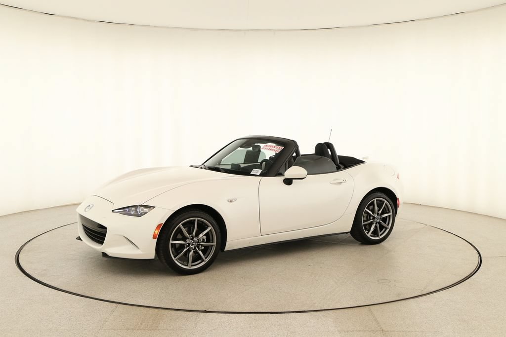Used 2022 MAZDA MX-5 Miata Grand Touring w/ Weather Package RWD image 13