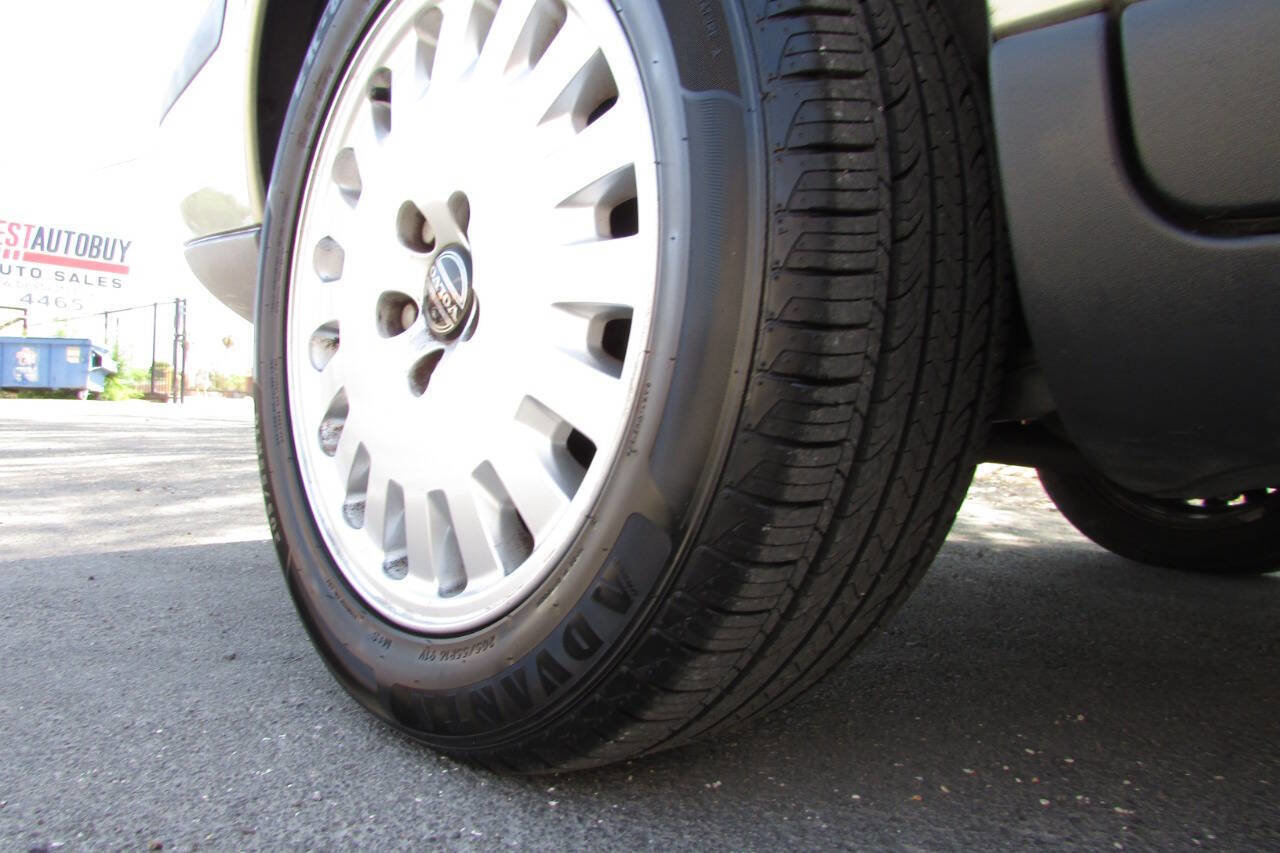 Used 2001 Volvo V70 image 33