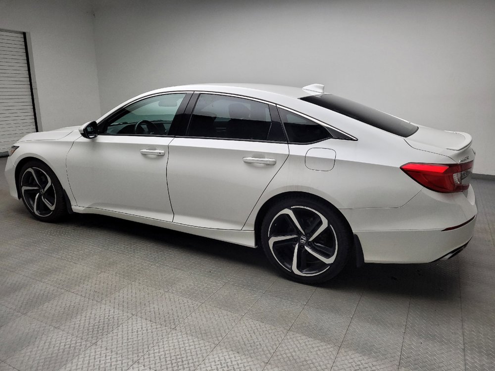 Used 2018 Honda Accord Sport image 3