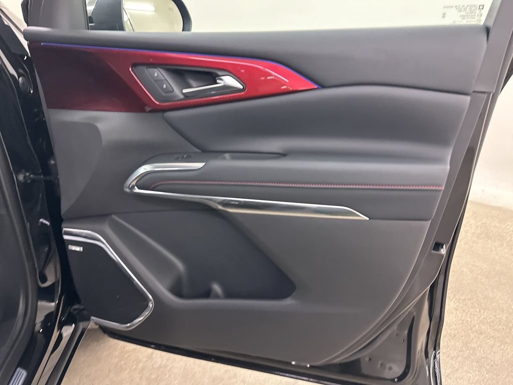 New 2026 Chevrolet Traverse RS AWD/4WD image 17