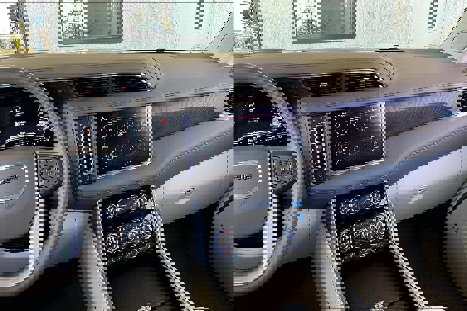 Used 2024 GMC Yukon Denali image 6