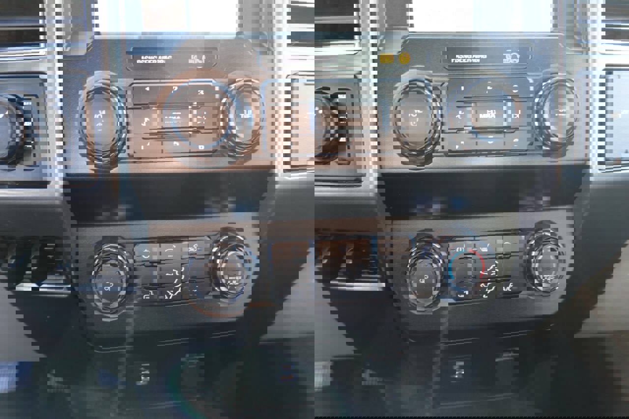 Used 2022 Ford F350 XLT w/ XLT Value Package image 45