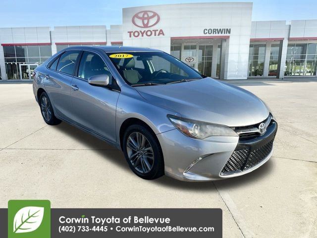 Used 2017 Toyota Camry SE w/ Moonroof Package